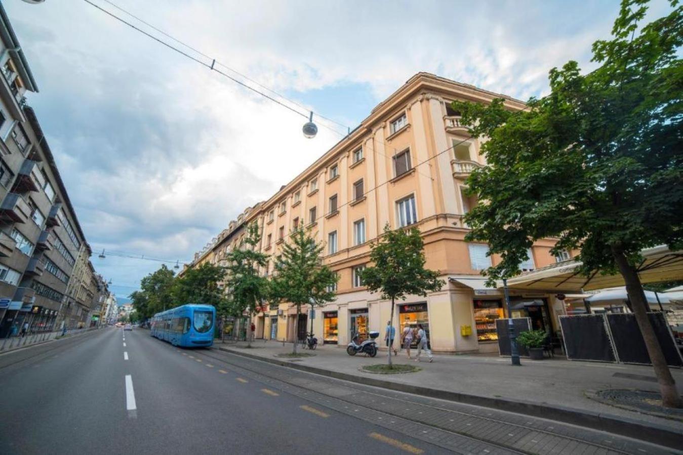 Evita Accommodation Zagreb Exteriör bild